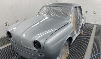 Peinture complète Renault ondine ancienne à Lavérune
