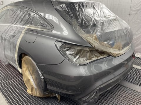 Réparation et peinture Mercedes CLA à Lavérune