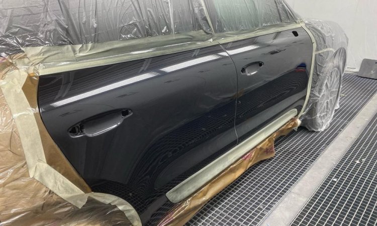 Réparation de carrosseries de voiture à Lavérune. HDP CARROSSERIE